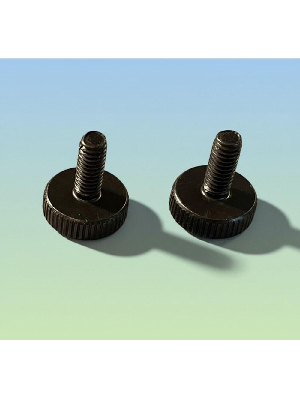 PAIR OF M4 (4 MM) CB Radio Mounting Bracket Knobs - Black
